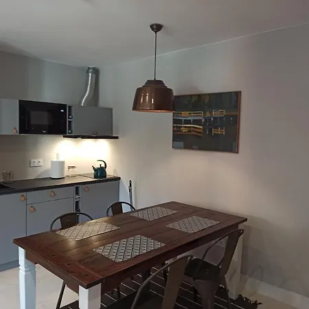 Mieszkanie W Kamienicy 4c