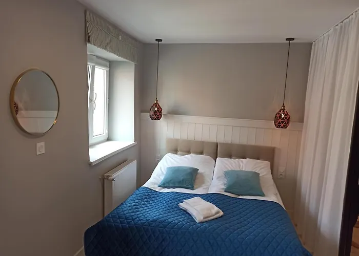 Mieszkanie W Kamienicy 4c *